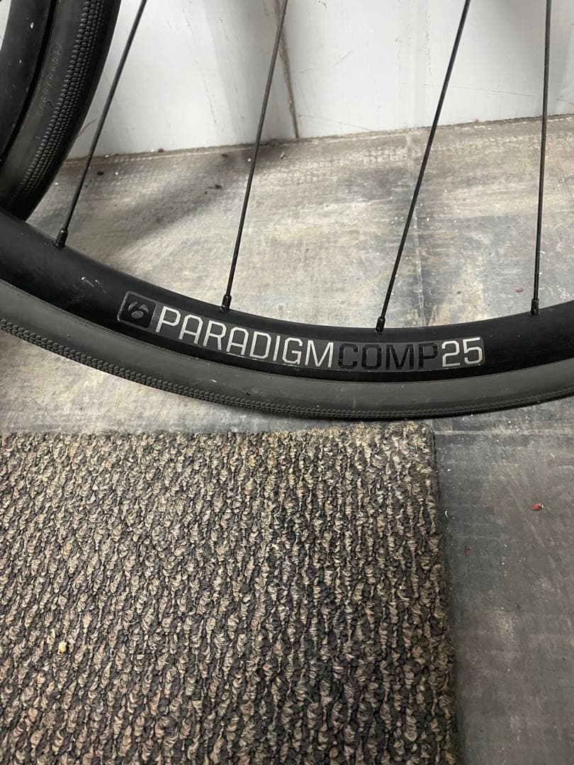Bontrager Aeolus Pro 5 カーボンホイール 25mm幅