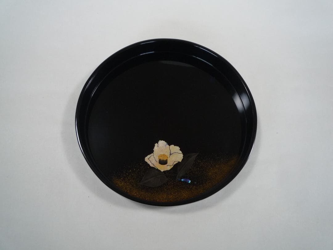 螺鈿の椿模様の通盆