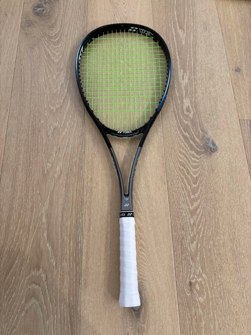 ヨネックス　ナノフォース8Vレブ　(YONEX NF8VR)