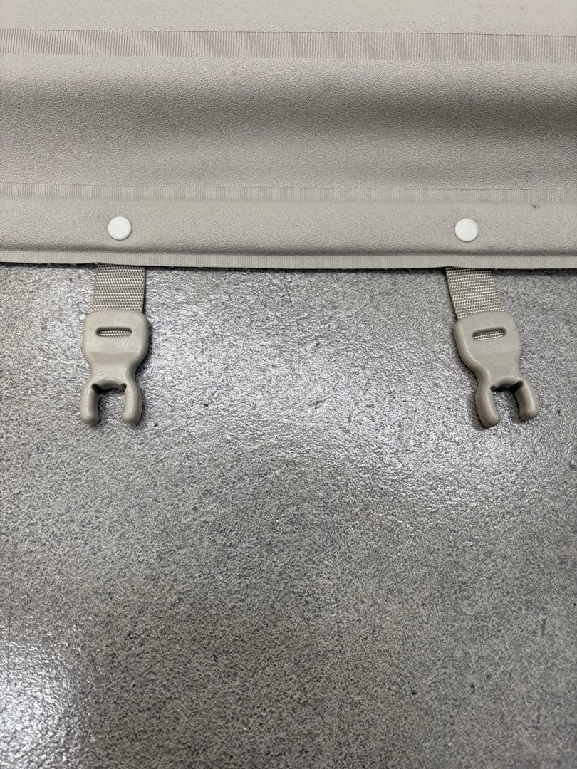 プリウスα 純正 トノカバー