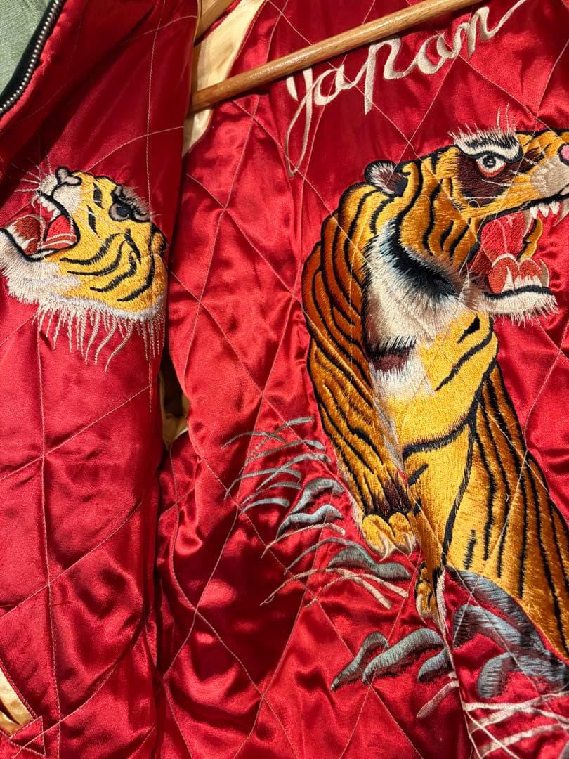 美品 ２面用 テーラー東洋 虎 アロハハワイ 日本限定スカジャン vintage