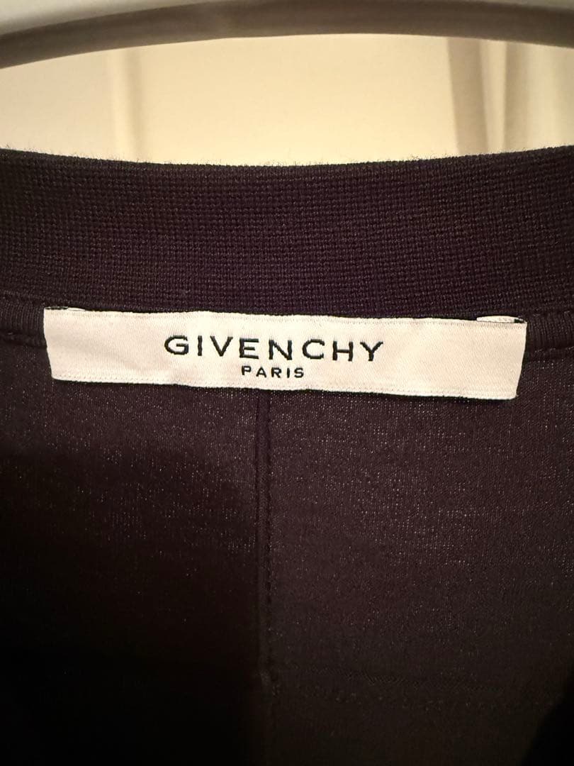 GIVENCHY ジバンシー　ロットワイラー ドッグプリン Tシャツ