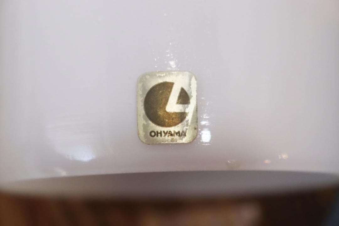 レトロ ペンダントライト 照明 吊り下げ ガラス シェード 白 ヴィンテージ