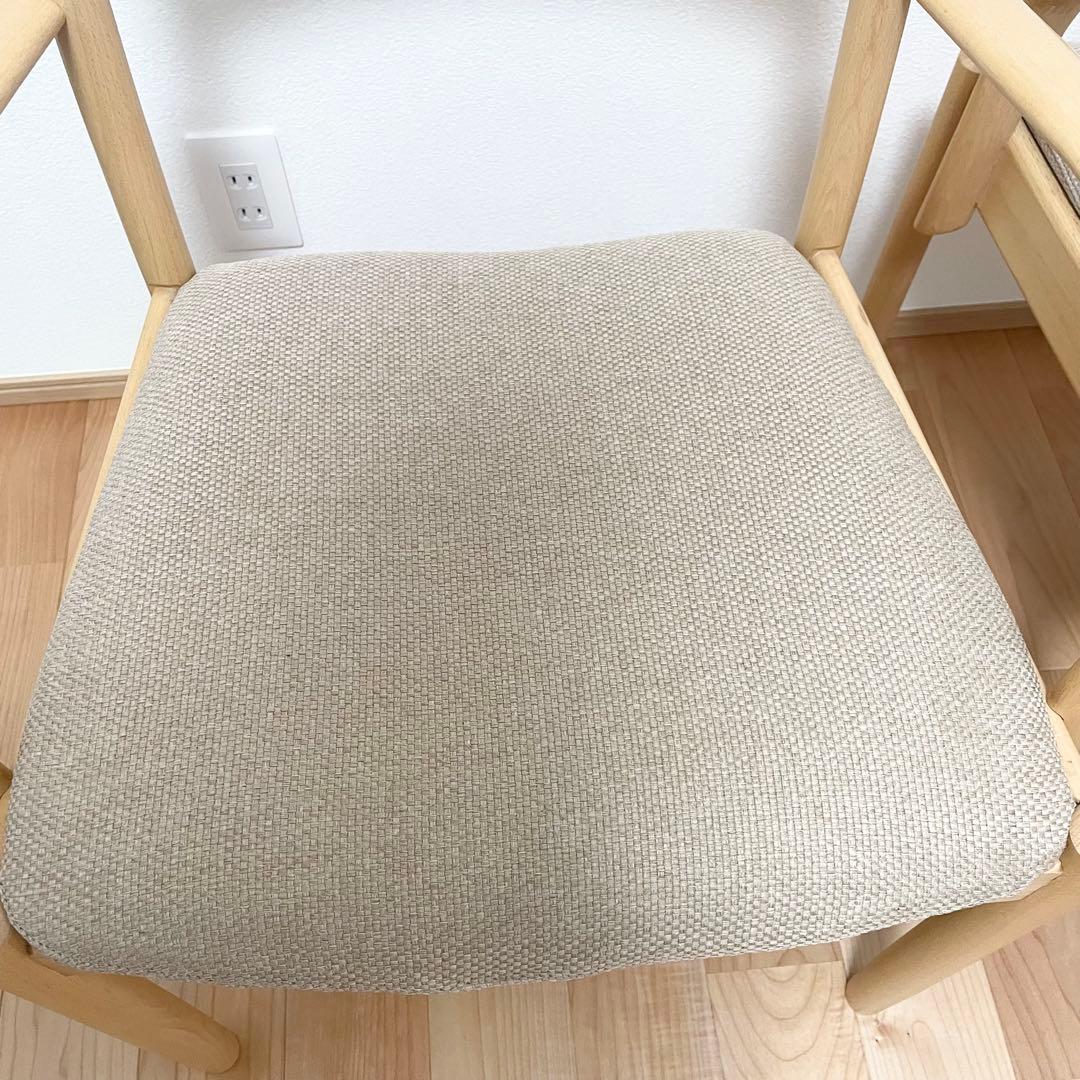 ニトリ　ダイニングチェア　肘付き　Nコレクション ①