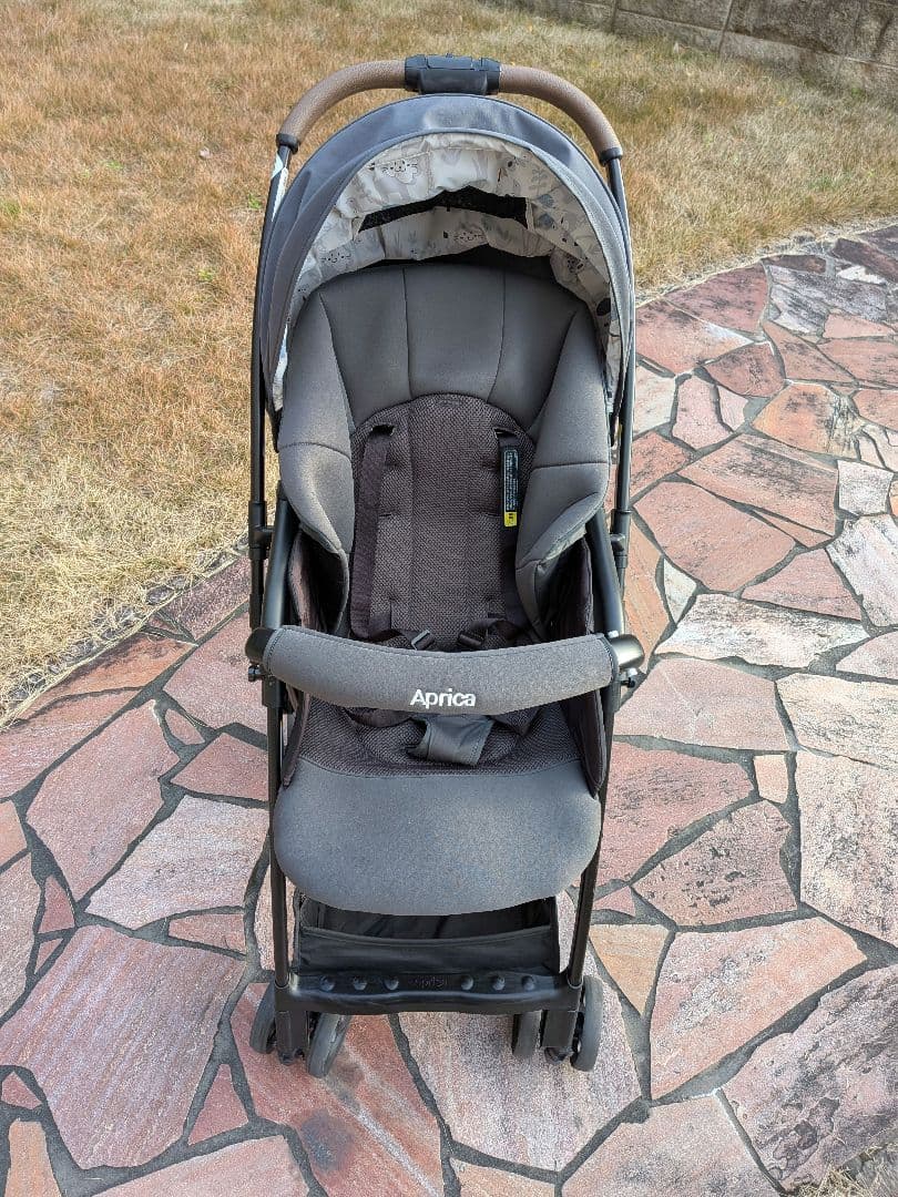 【美品】Aprica カルーンエアーメッシュAB　ベビーカー