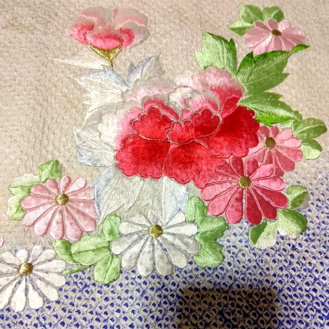 正絹☆本総絞りと駒刺繡☆富貴を象徴する牡丹が優しくも艶やかな7歳七五三向け祝着