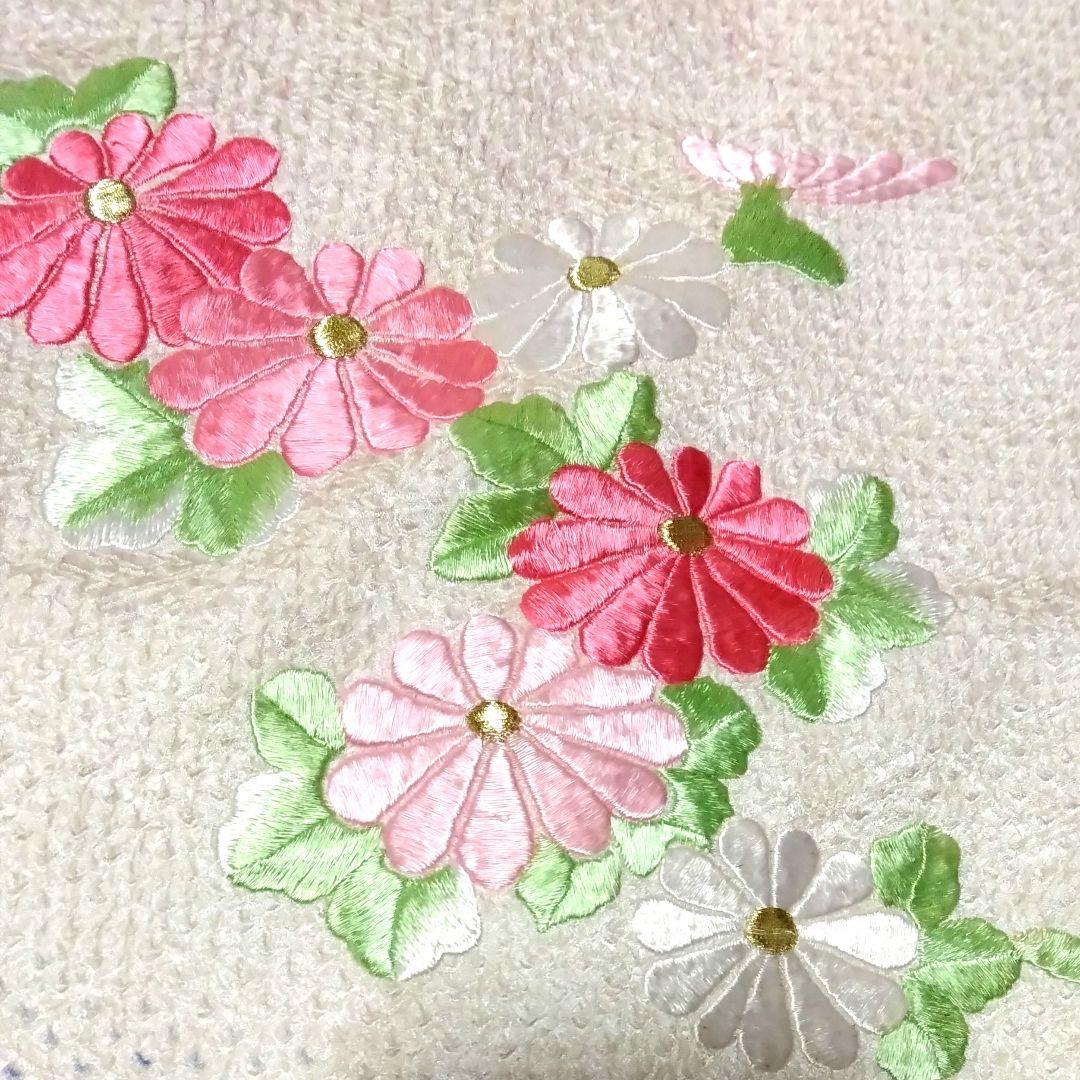 正絹☆本総絞りと駒刺繡☆富貴を象徴する牡丹が優しくも艶やかな7歳七五三向け祝着