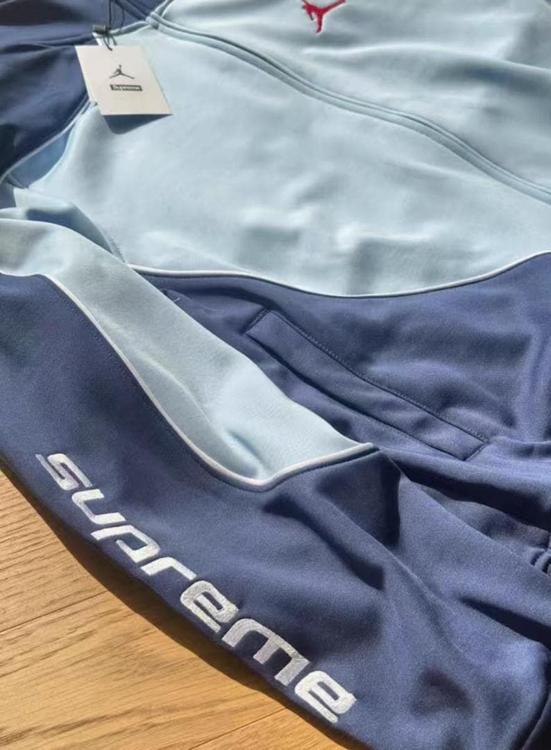 希少コラボ Supreme×Jordan トリコットセットアップ L サイズ