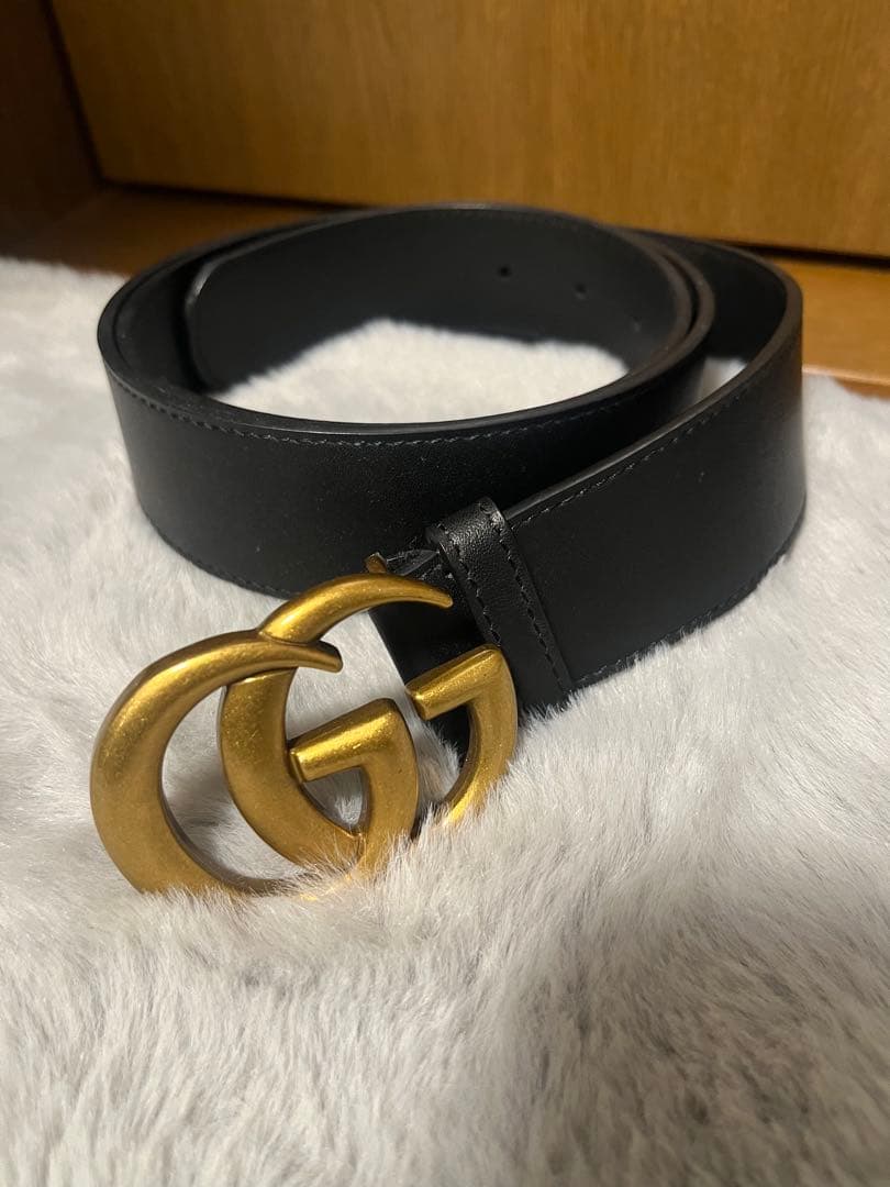 【値下げ交渉⭕️】【即日発送⭕️】 GUCCI ブラックレザーベルト