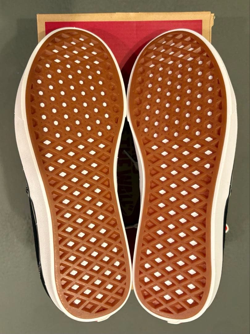 靴 VANS ComfyCush Authent