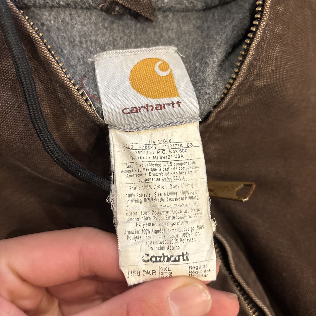 Carharttアクティブジャケット　ブラウン