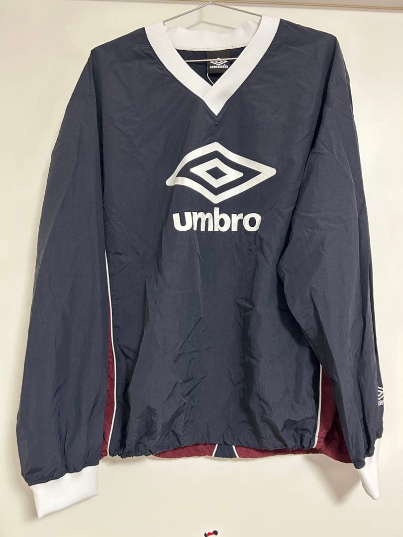 umbro ナイロン プルオーバー　ローリーズファーム　コラボ商品