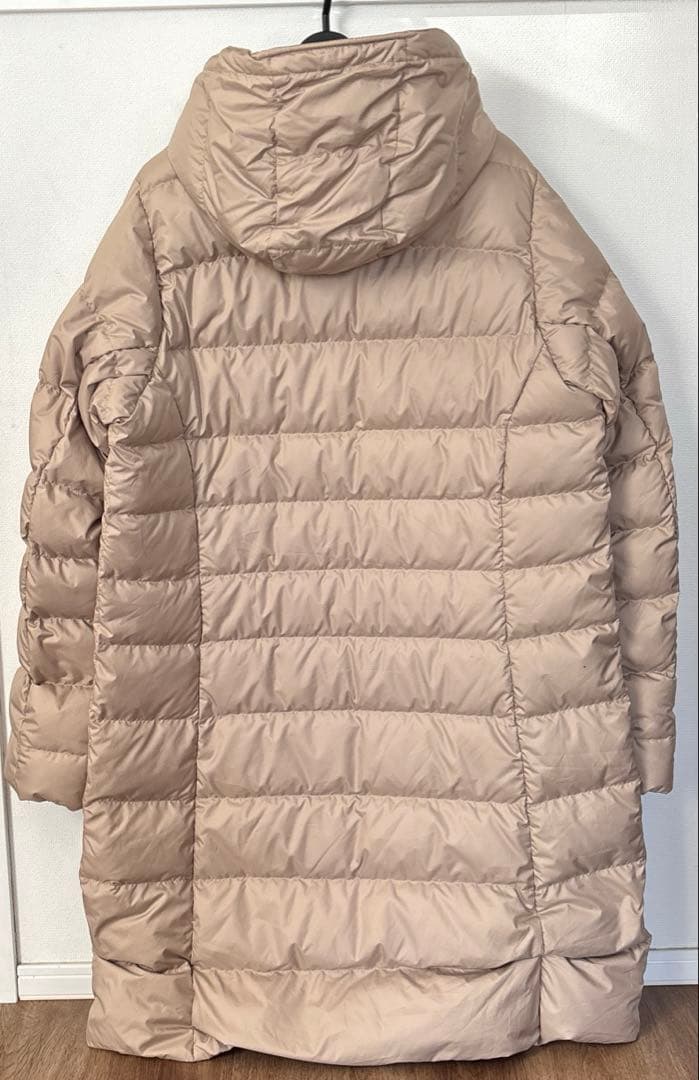 mont-bell モンベル　トラベルロングダウンコートベージュ　XLサイズ