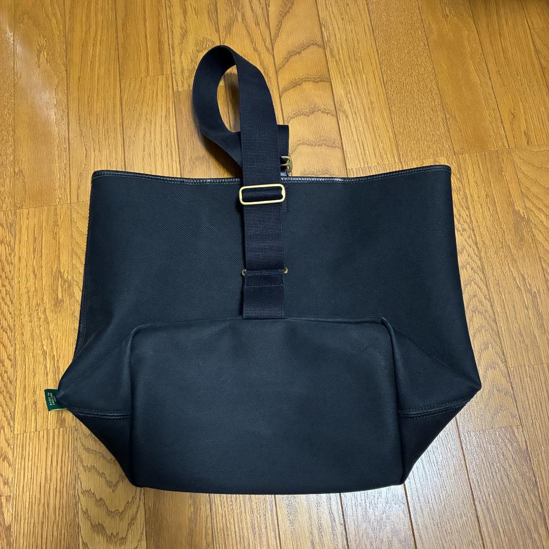 Brady ワンショルダーバック　taw