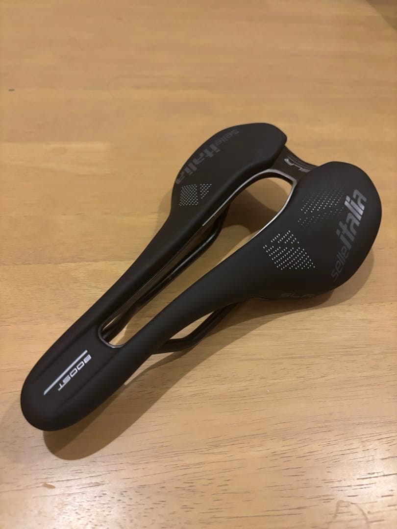 セライタリア SLR BOOST TM S.F. MN {BLK}(L) サドル