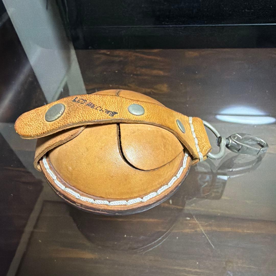 レザー 丸型ケース キーホルダー付き