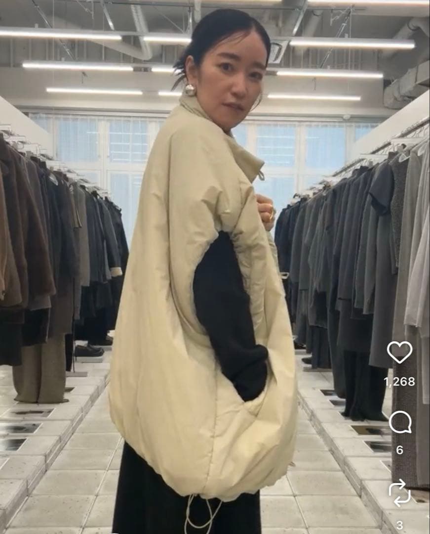 アンヌーク*Volume Over Vest*新品38サイズ