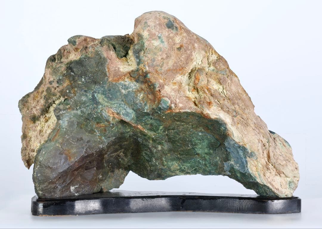 佐渡産 碧玉 五色石 緑玉石 緑石 鑑賞石15.4kg 台座付 水石 盆景 原石