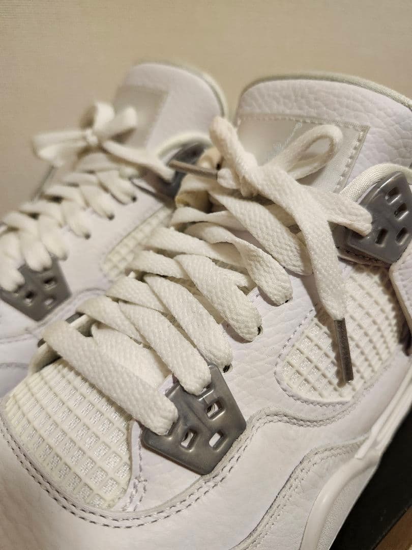 NIKE AIR JORDAN 4 RETRO BG スニーカー 23.5cm