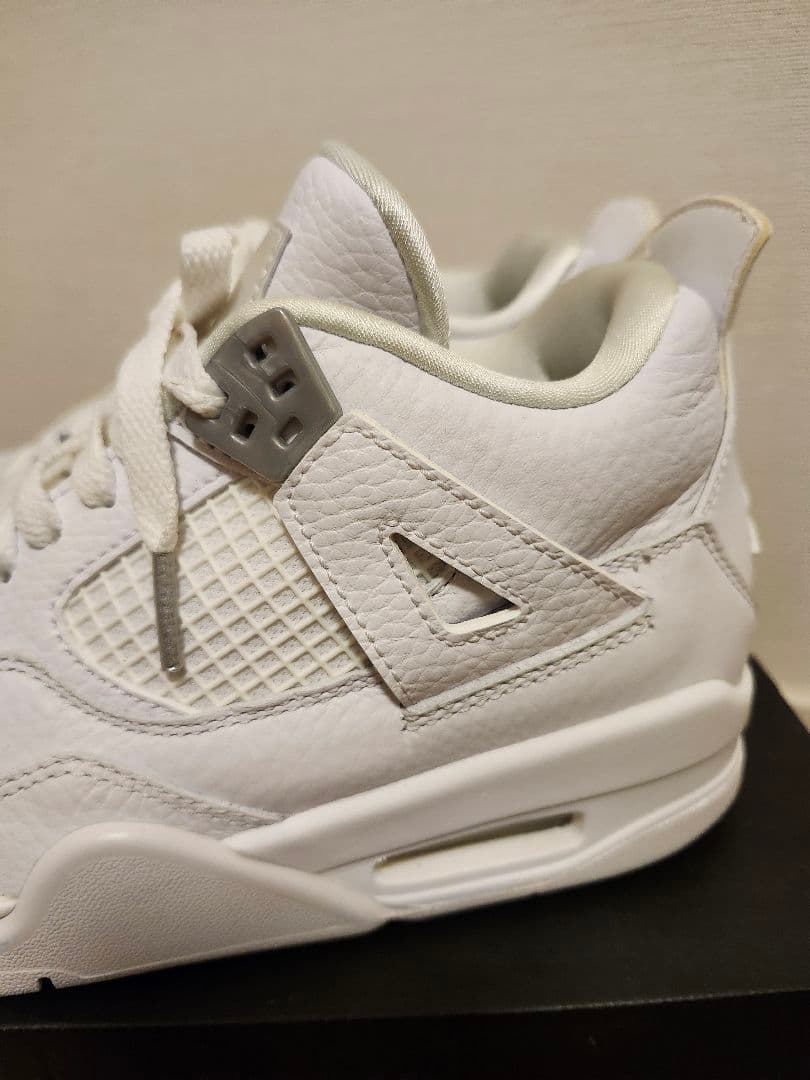 NIKE AIR JORDAN 4 RETRO BG スニーカー 23.5cm