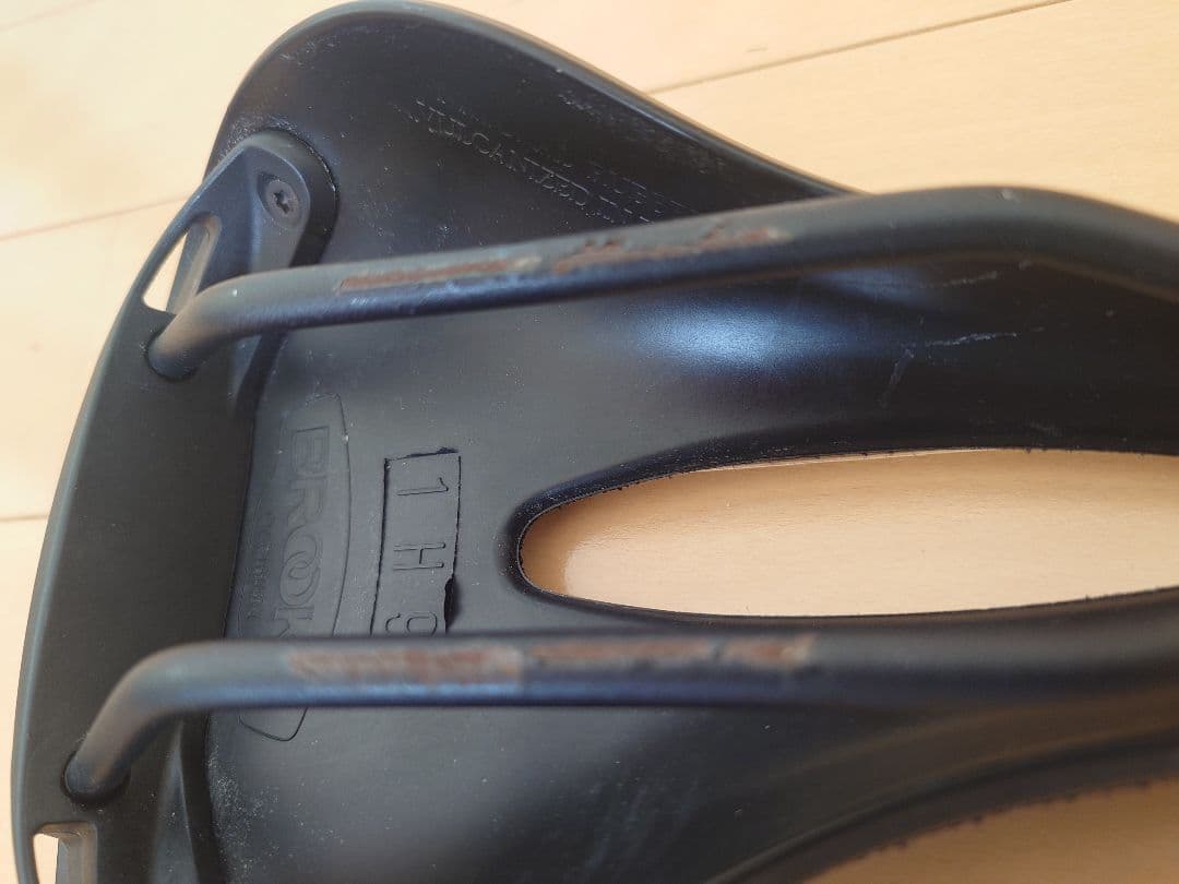 Brooks C15 ブラックサドル