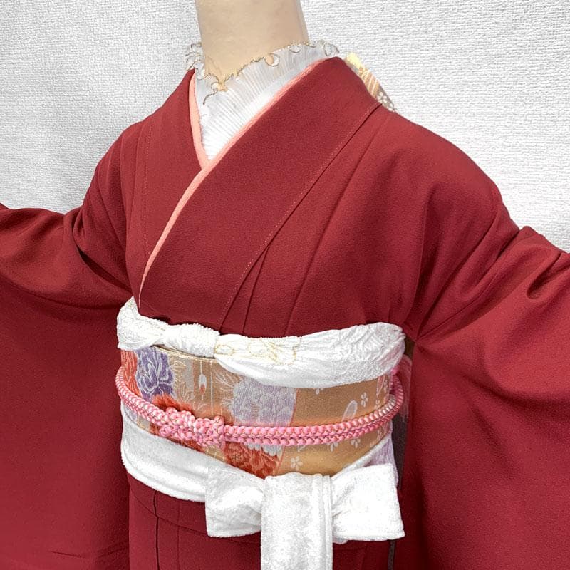 601z20〇色無地振袖 中振袖 一つ紋 赤 シンプル〇しつけ付美品 成人式