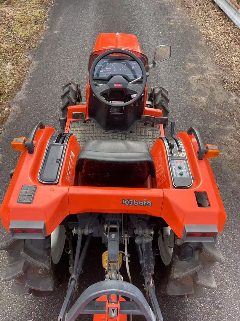 m*u様 中古 クボタ トラクター X-20 4WD 時間数約854h 20馬力