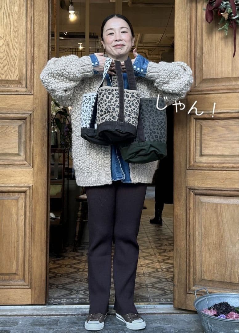 ハグオーワー▫️レオパードpt.ワンハンドルバケットバッグ（M）タグ付き