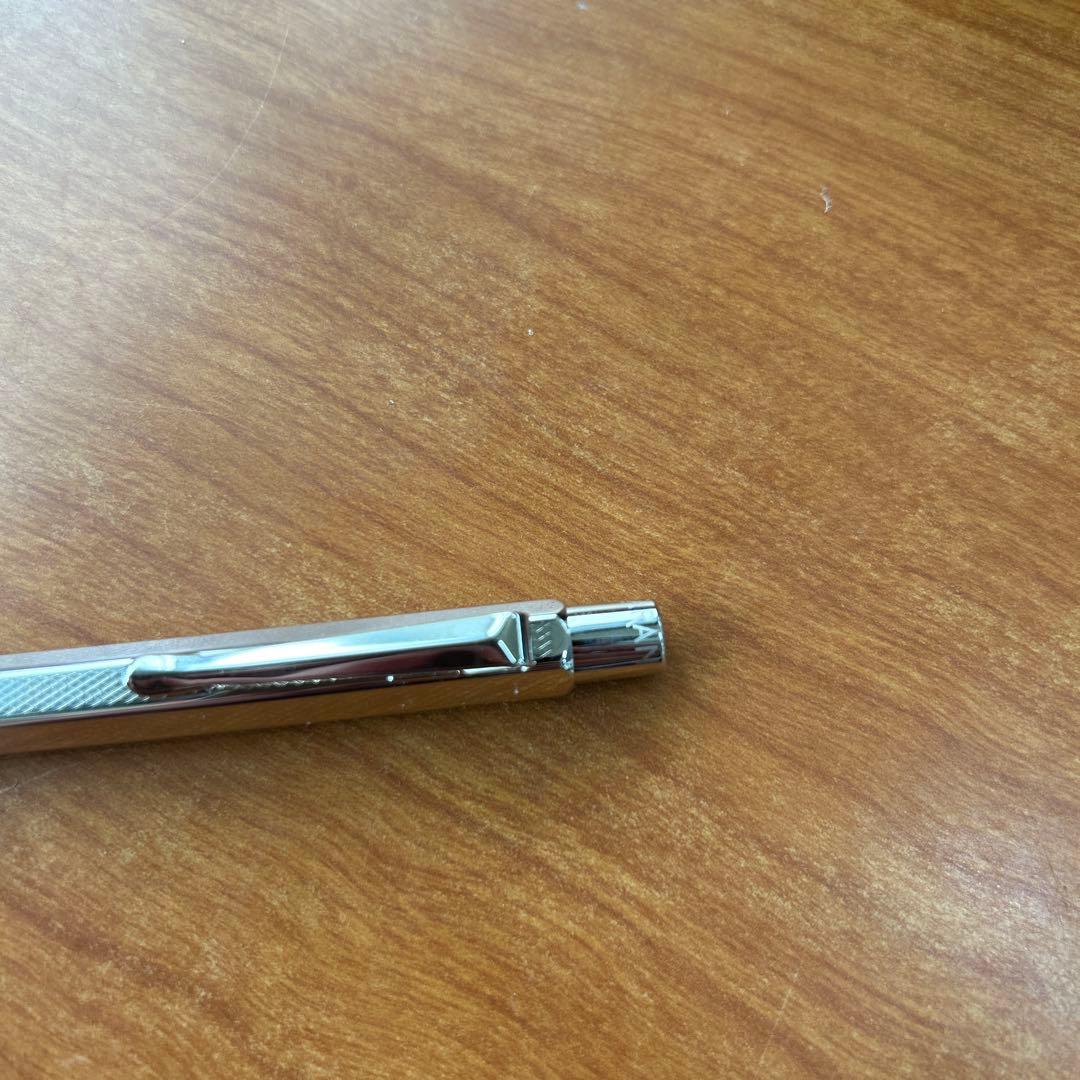 CARAN D'ACHE エクリドールレトロ