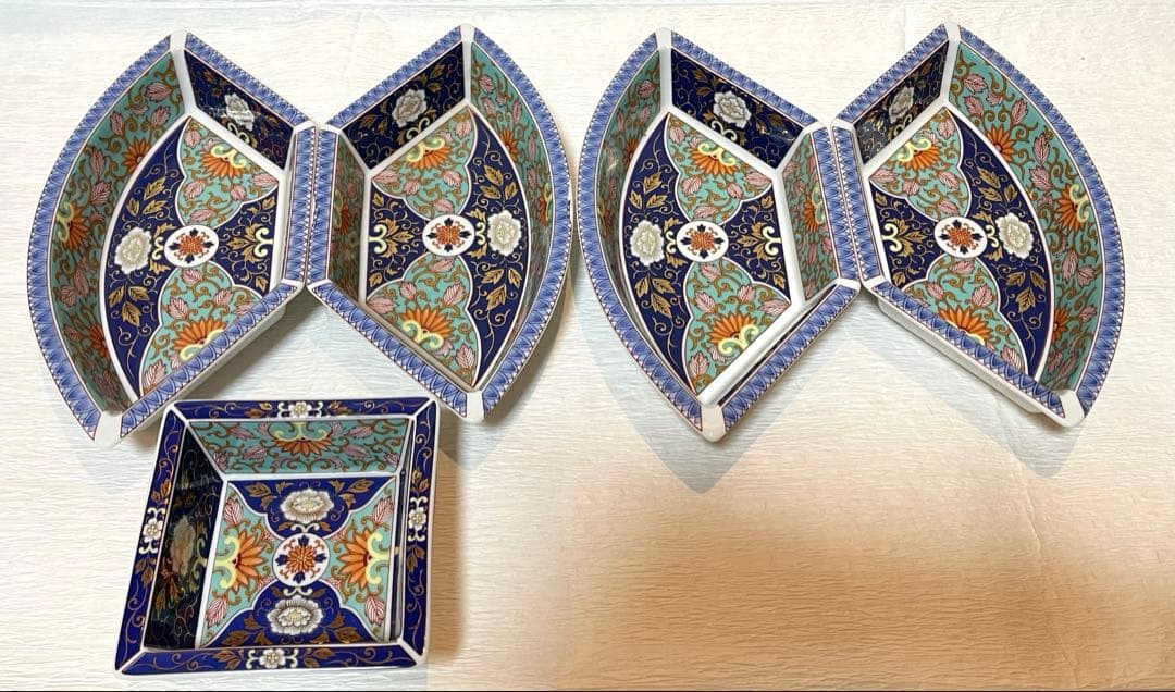 未使用品　古伊万里金彩　回転オードブル皿　花唐草176