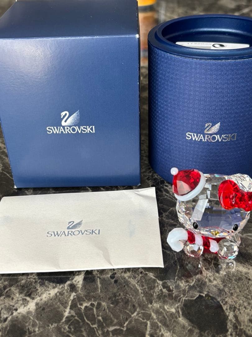 スワロフスキー　ハローキティ