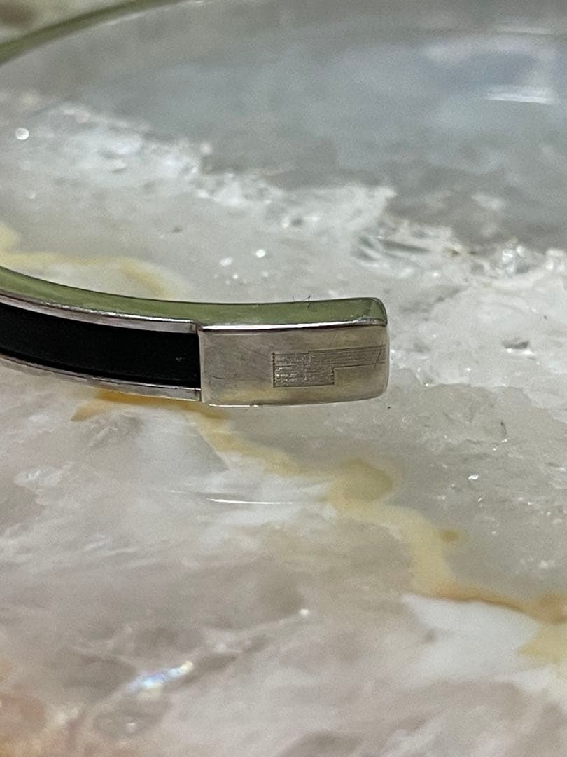 GUCCI グッチ レザー シルバー バングル ブレスレット　希少　ヴィンテージ