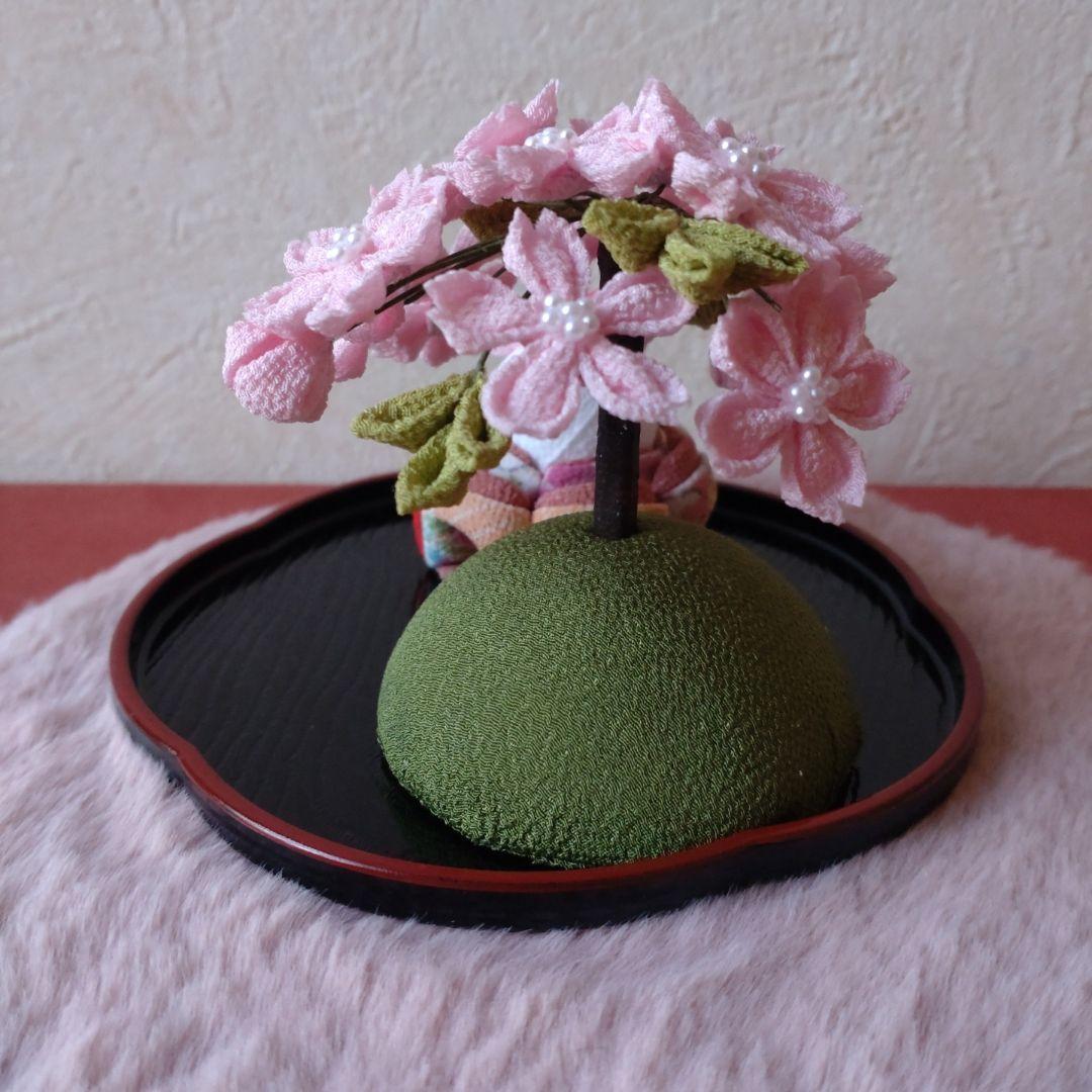 桜飾り　つまみ細工　お花見うさぎ2025　季節飾り　桜うさぎ置き物　春　桜