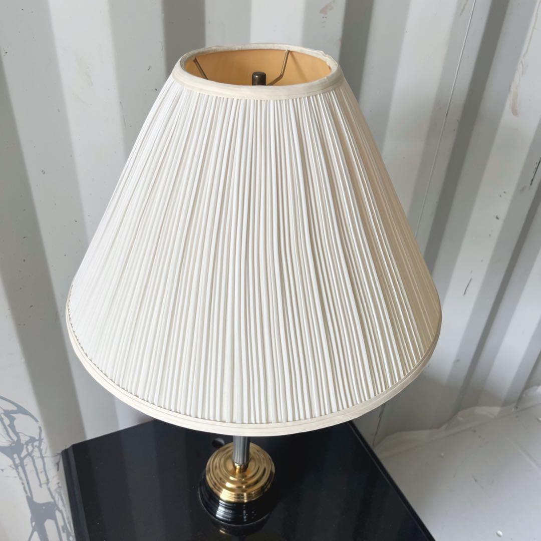 取付無料！高級ヨーロピアンアンティーク 大理石天板ライト付きナイトサイドテーブル