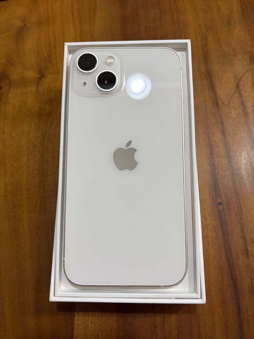 iPhone13 128GB スターライト（ホワイト）