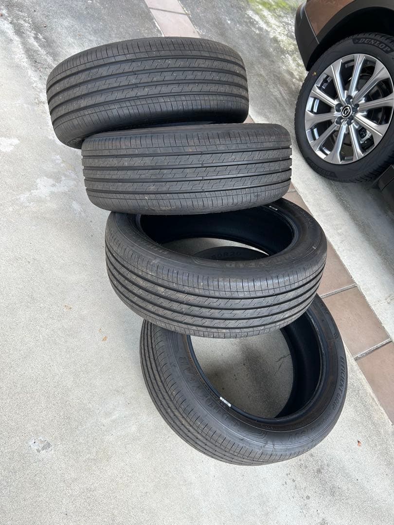 純正タイヤ CX80新車外し235/50R20104WXL20インチグッドイヤー