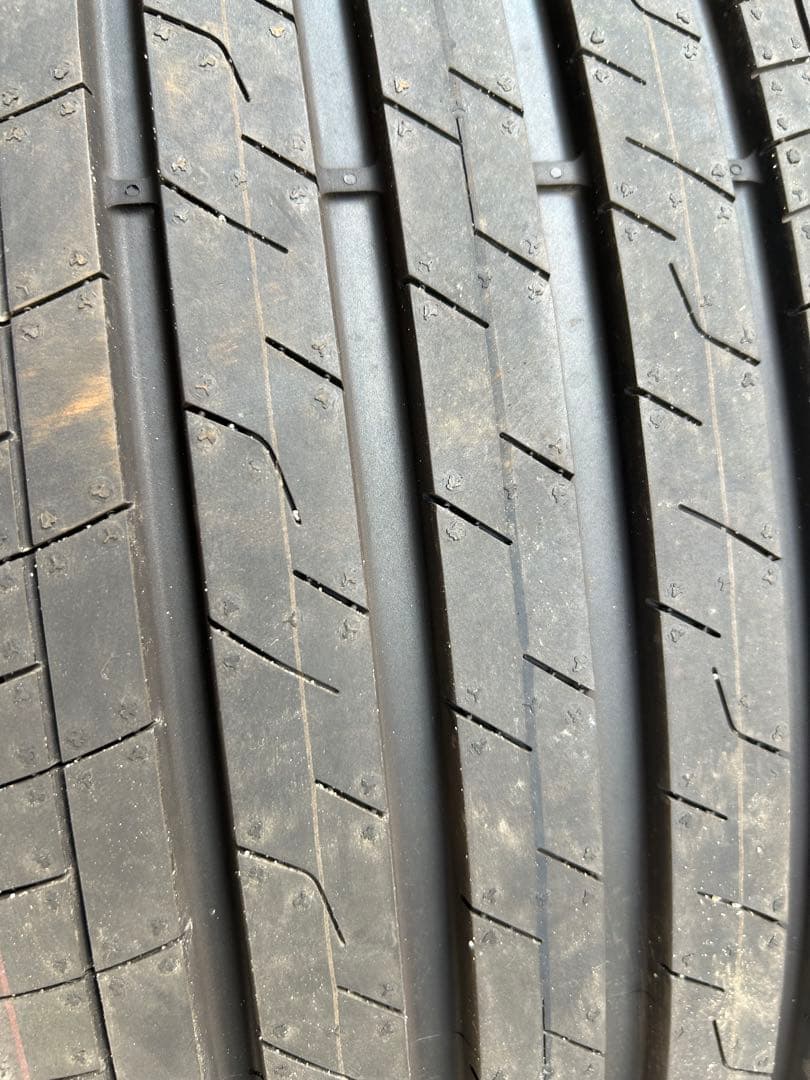 純正タイヤ CX80新車外し235/50R20104WXL20インチグッドイヤー