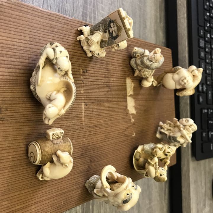 時代根付　在銘　同作者8点