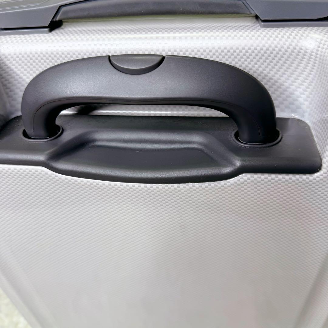 ace. スーツケース パリセイド　35L ホワイトカーボン　TSAロック
