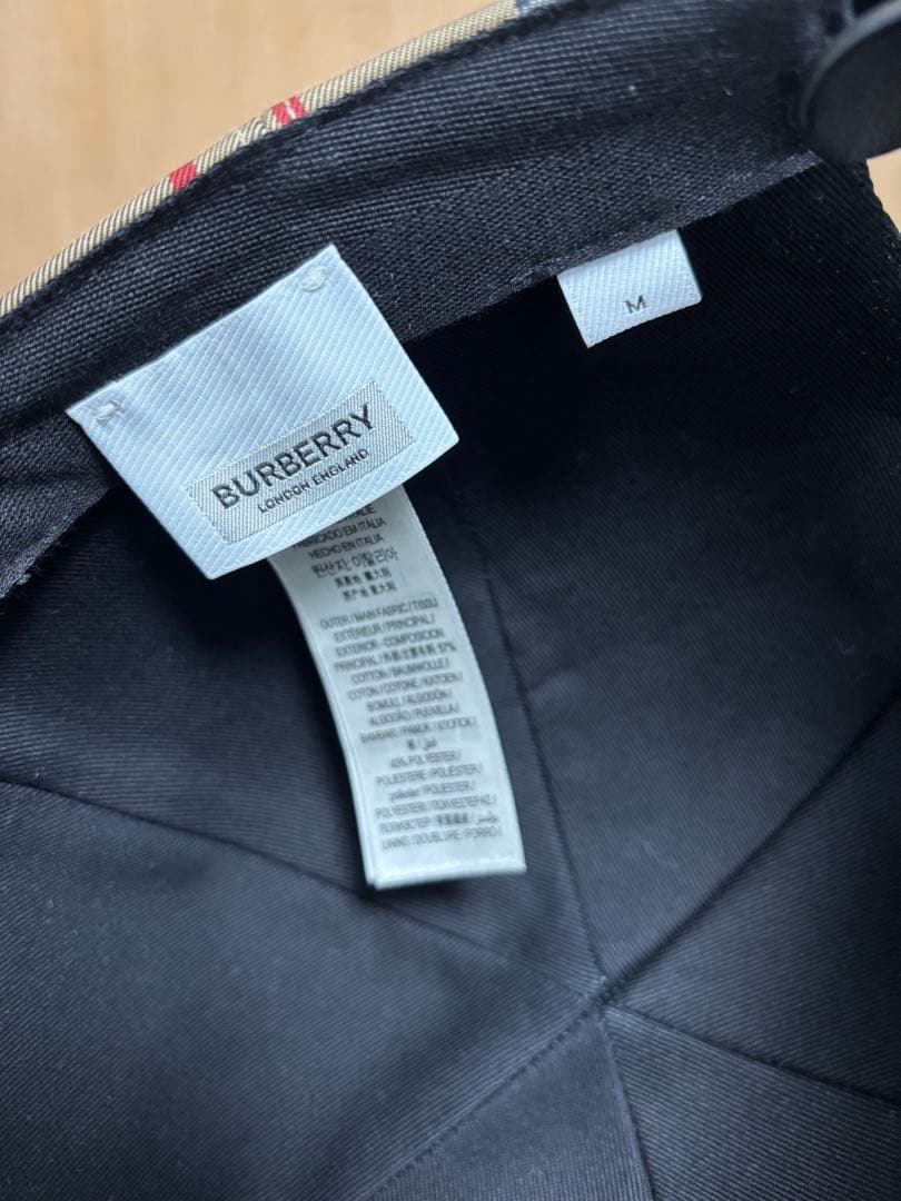 Burberry ベースボールキャップ チェック柄　Mサイズ