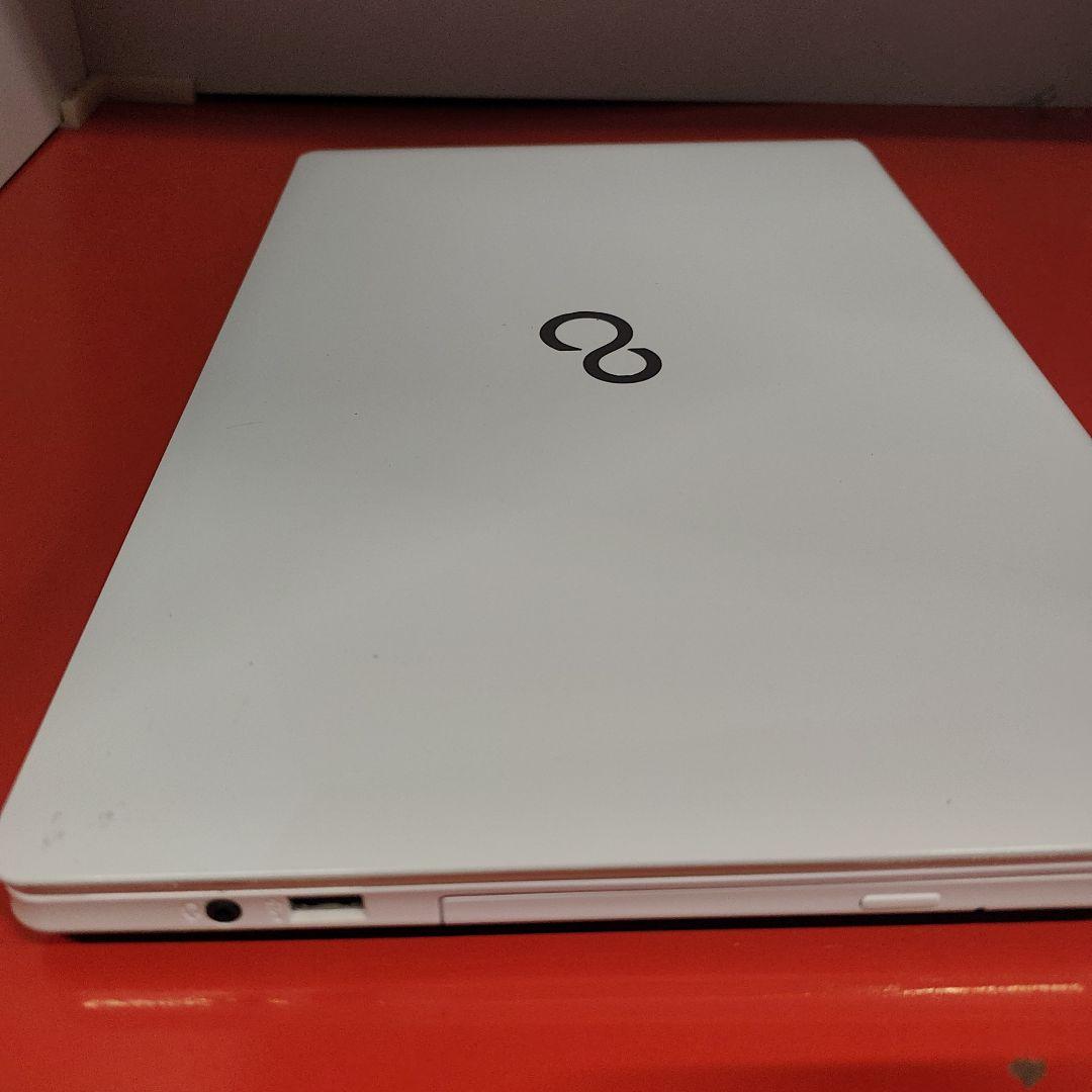 富士通 ノートパソコン Windows11　オフィス付き　爆速SSD搭載 極美品