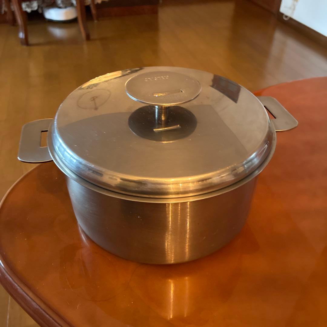 ゆ*な様 クリステル鍋18cm