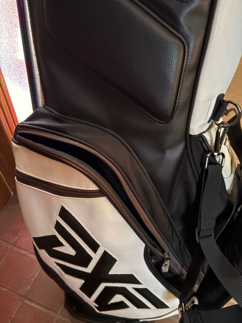 PXG キャディバッグ 白黒 バッグのみ