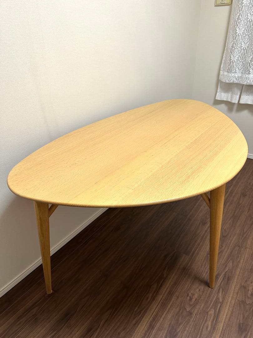 ACTUS KULAUM ダイニングテーブル