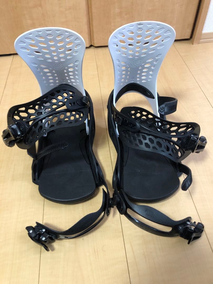 スノボ ビンディング FLUX PR Mサイズ フラックス 初心者モデル