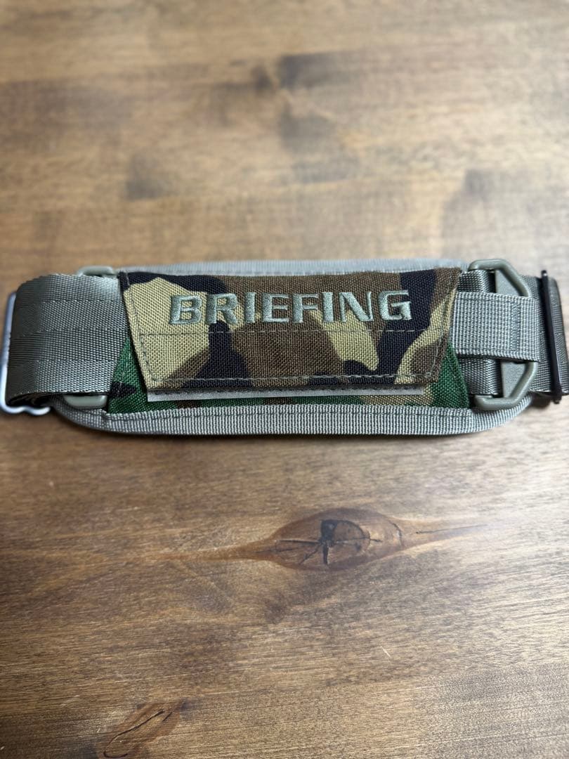 ⭐︎新品未使用品　BRIEFING 迷彩 セルフスタンドサブバック⭐︎