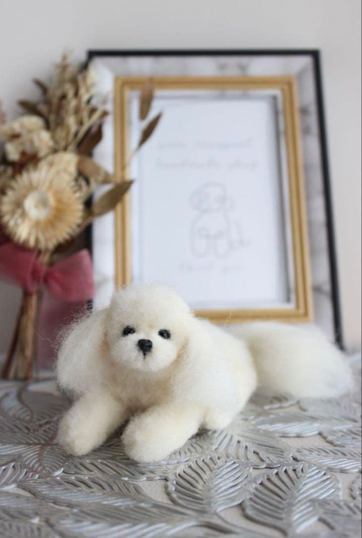 【心を癒す羊毛フェルト犬のマルチーズ】