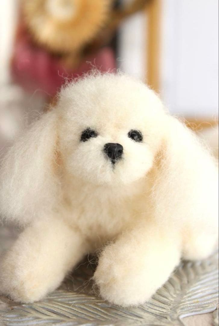 【心を癒す羊毛フェルト犬のマルチーズ】