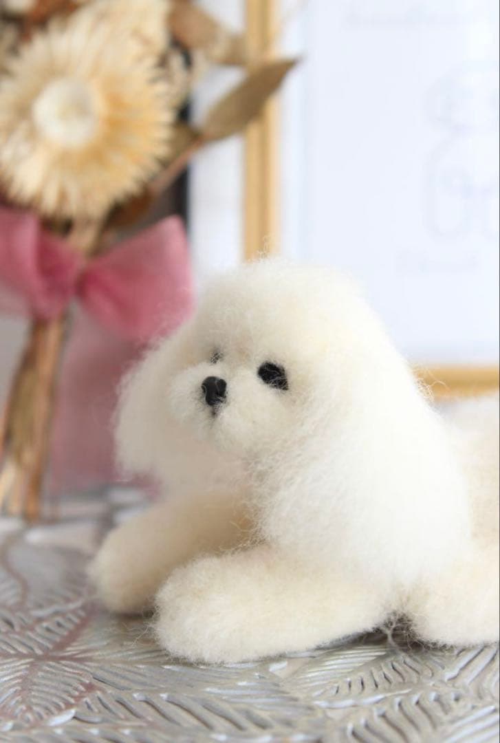 【心を癒す羊毛フェルト犬のマルチーズ】