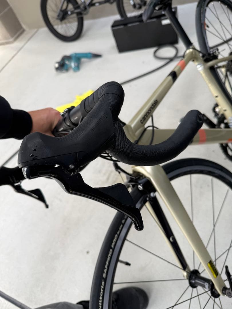自転車本体 cannondale CAAD13 105